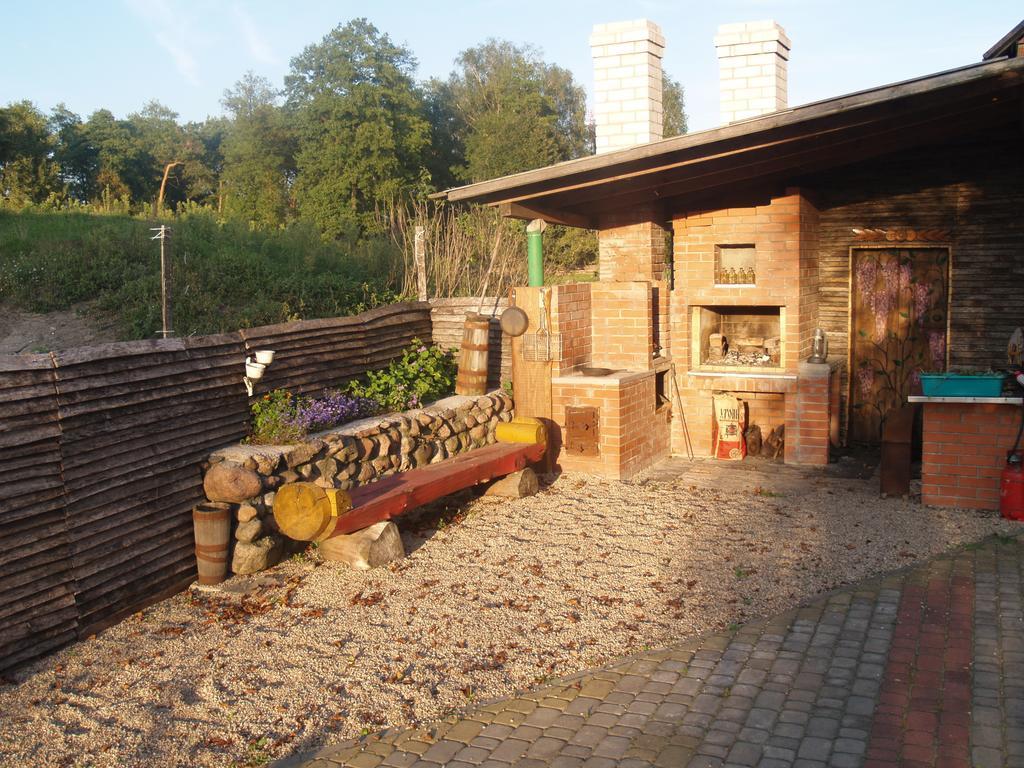 Medny Dvor Farm Stay Medna Ngoại thất bức ảnh