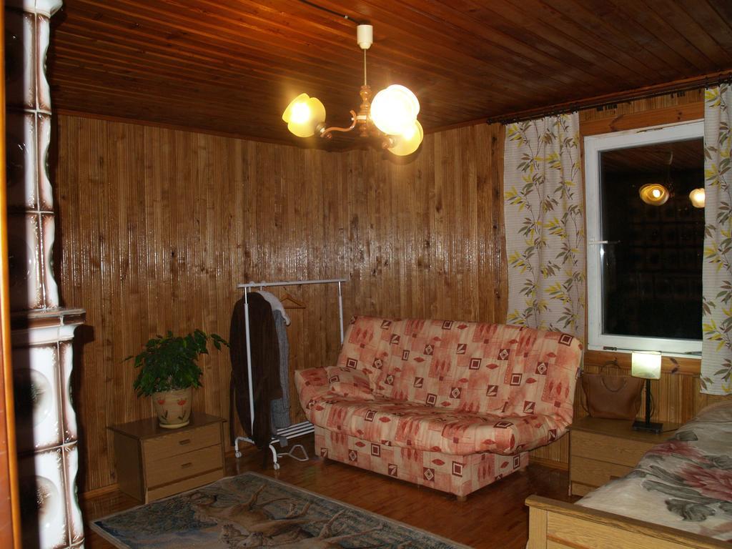 Medny Dvor Farm Stay Medna Phòng bức ảnh