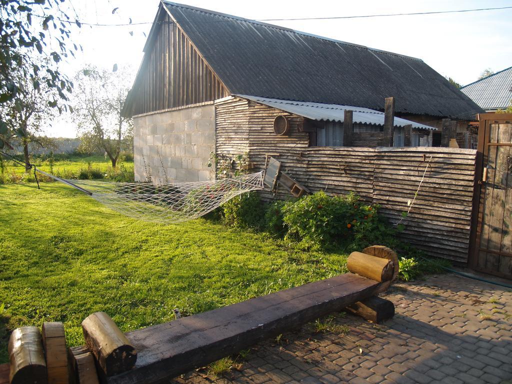 Medny Dvor Farm Stay Medna Ngoại thất bức ảnh
